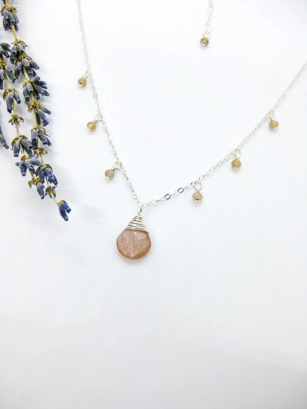 Chamomile: Peach Moonstone Necklace - n581