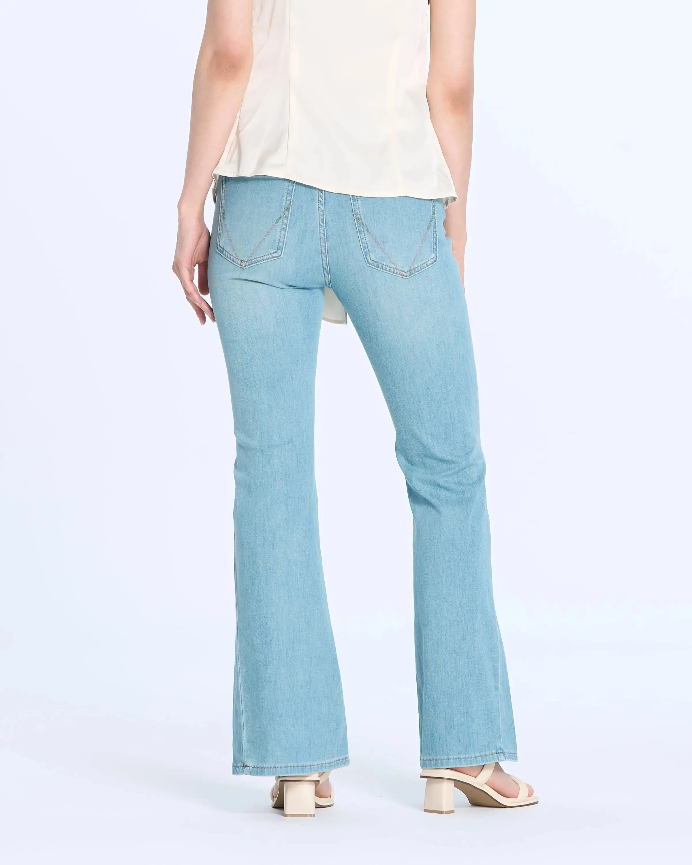 HZ8927 Flared Jeans