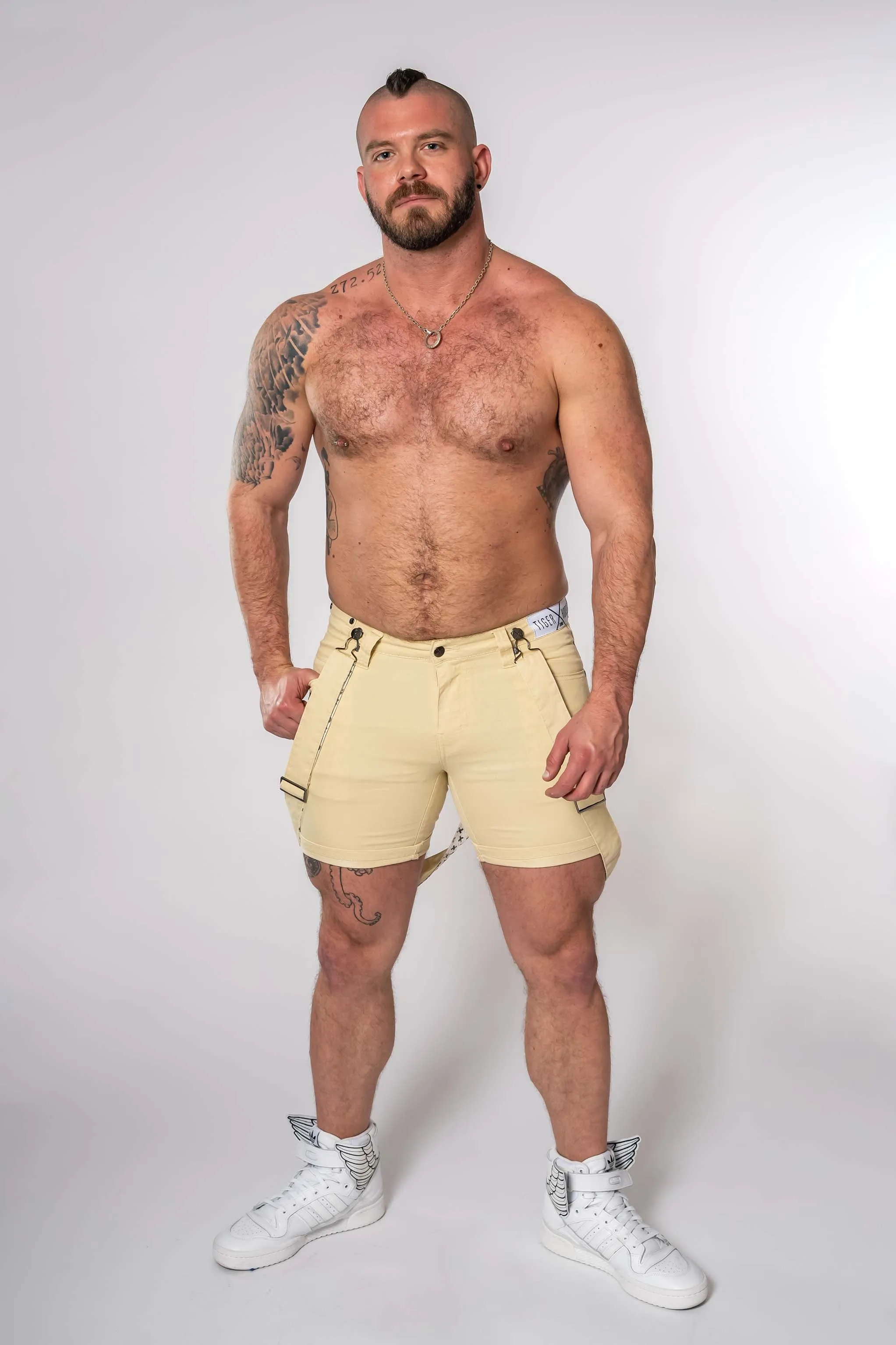 LUCAS Camel Shorts