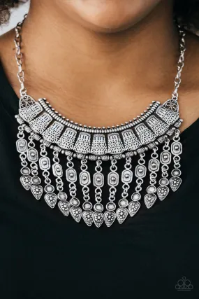 Paparazzi Accessories  - The Desert Is Calling #N149 Box 2 - Silver Necklace